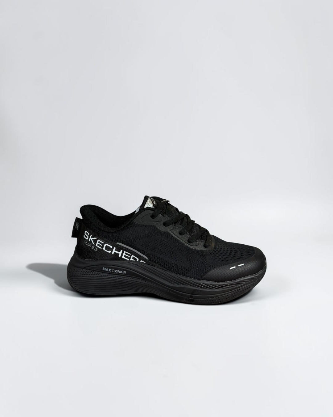 Skechers Max Cushion 2.0
